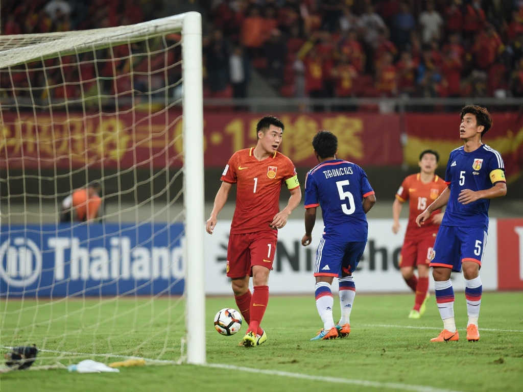 国足对阵泰国:比赛时间更新与双方实力及历史交锋深度解析 国足对阵泰国:比赛时间更新与双方实力及历史交锋深度解析